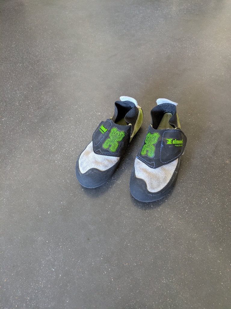 klimschoenen voor kinderen, Sport en Fitness, Ophalen, Zo goed als nieuw, Klimsportschoenen