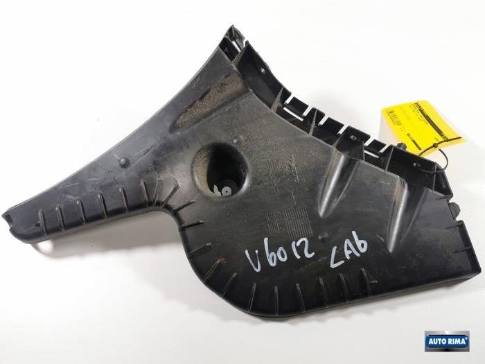 Bumpersteun links-achter van een Volvo V60, Gebruikt, -, -, Ophalen of Verzenden