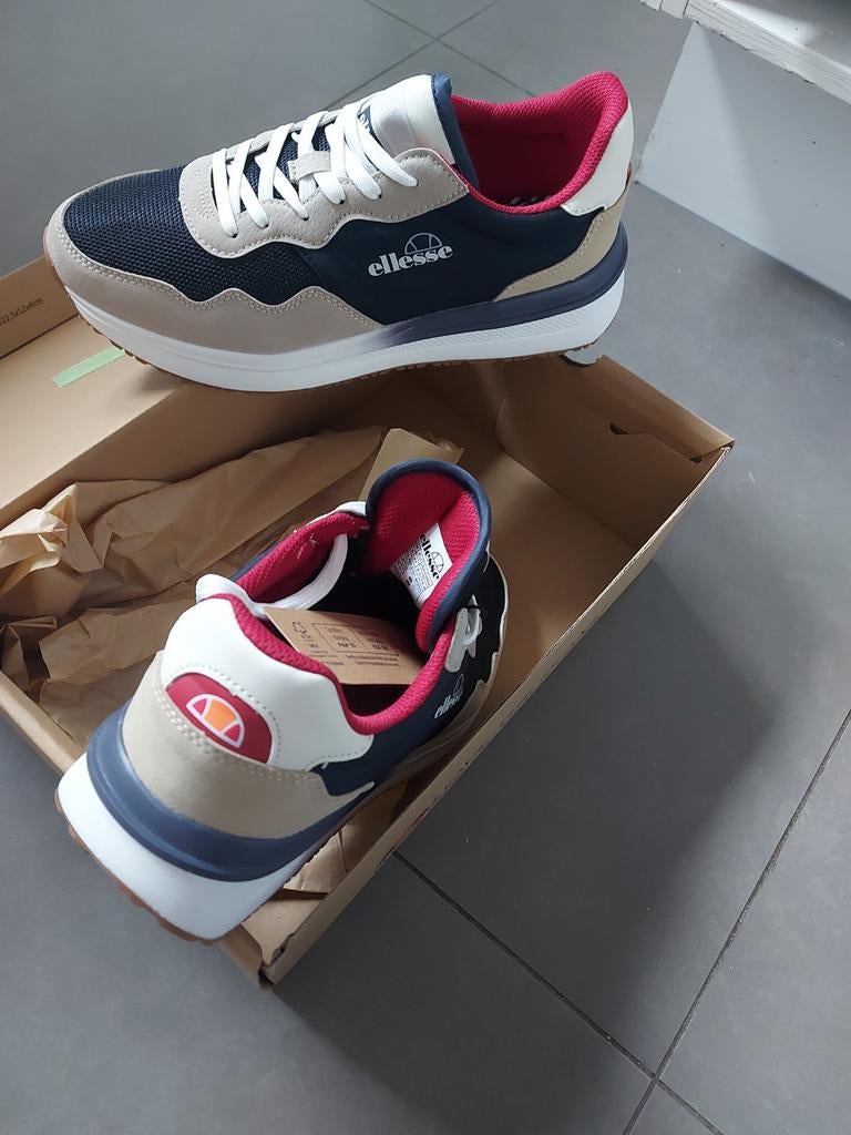 Nouvelles Sneakers Ellesse Hadley001 blue frost, Enlèvement, Bleu, Baskets