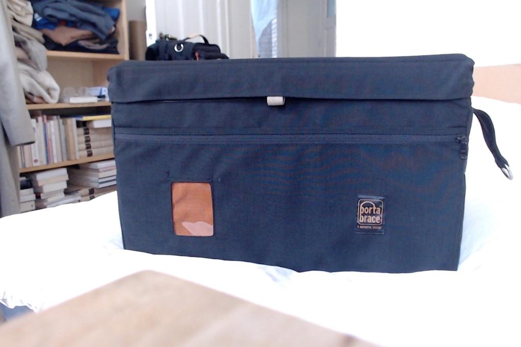 sac caméra Porta-Brace RIG-2SR, TV, Hi-fi & Vidéo, Photo | Sacs pour appareil, Enlèvement, Comme neuf, Sac à bandoulière, Autres marques