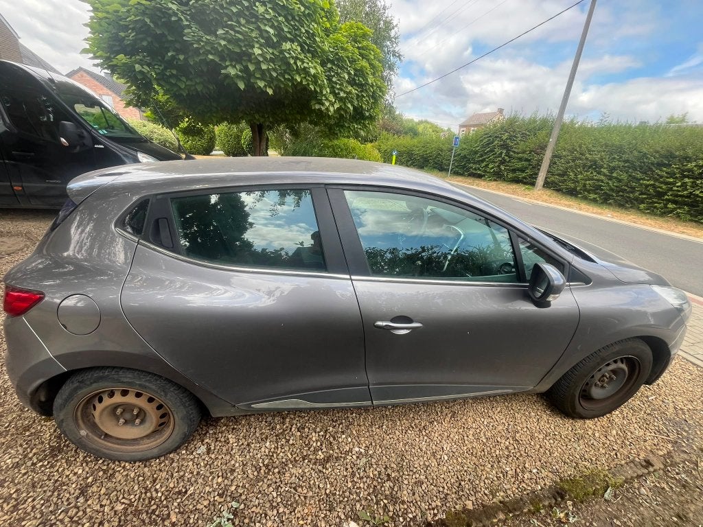 Renault Clio IV 1.5 dCi — 2014 — CT à repasser, Autos, Renault, Achat, Système audio, Boîte manuelle, Noir