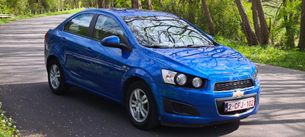 Chevrolet Aveo (2012) — 1.4 Benzine, Auto's, Chevrolet, Voorwielaandrijving, 139 g/km, 4 cilinders, Blauw