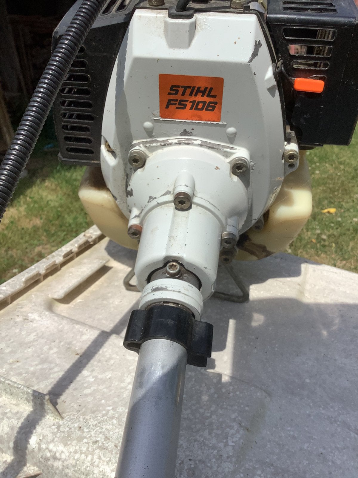 Stihl Bosmaaier FS -106, Ophalen