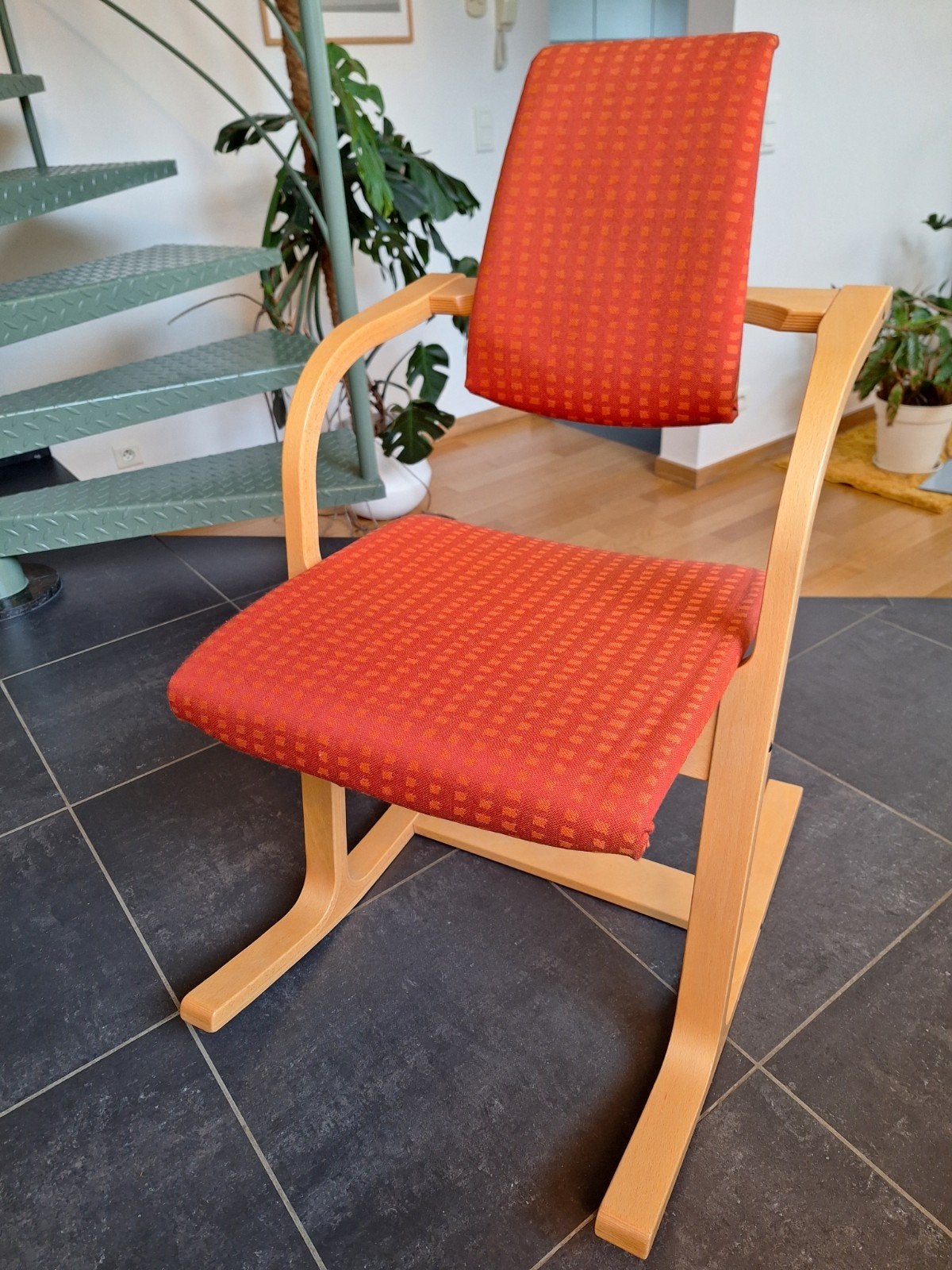 Stokke (Varier) Actulum ergonomische balansstoel – Oranje, Huis en Inrichting, Ophalen, Gebruikt, Oranje, Bureaustoel