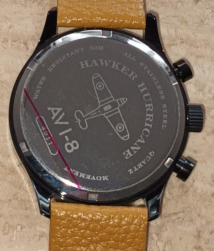 Nieuw ongedragen AVI-8 horloge., Ophalen
