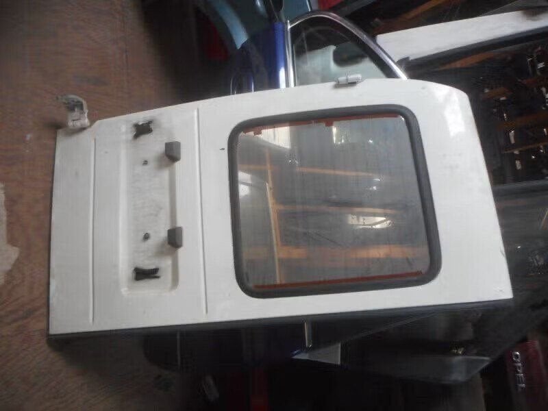 PORTIER LINKS ACHTER Ford Courier (FVJ) (01-1989/02-1996), Autos : Pièces & Accessoires, Enlèvement ou Envoi, Henry-Ford-Straße 1 50735 Köln, DE