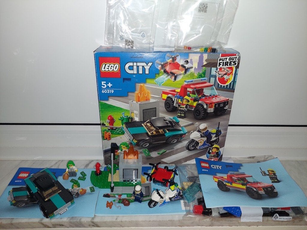 Lego City 60319 Brandweer- en politieachtervolging 2022, City, Lego, Ophalen of Verzenden, Zo goed als nieuw