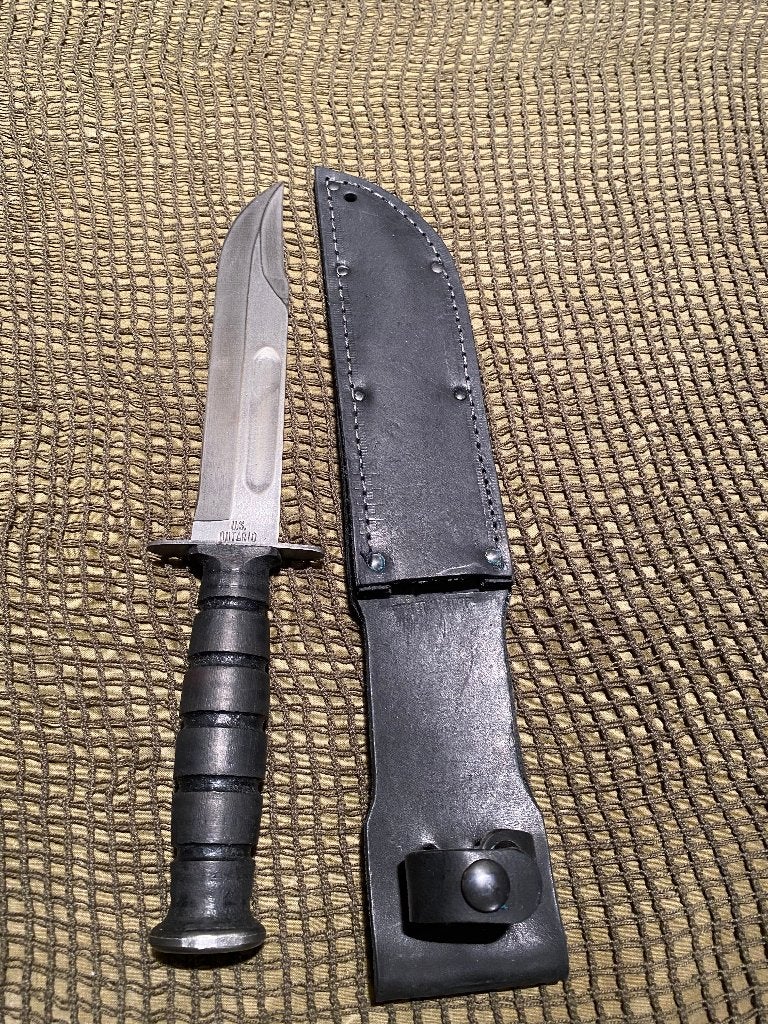 US ONTARIO M498 - COUTEAU DE COMBAT AVEC FOURREAU RIGIDE, Collections, Envoi, Armée de terre, Couteau ou Poignard