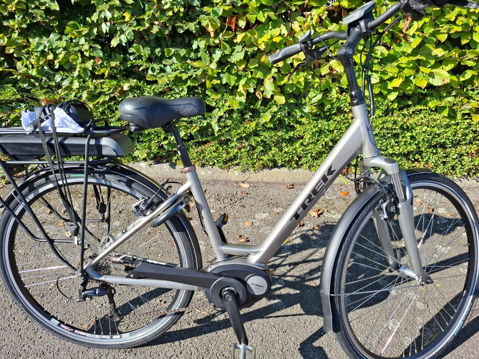 Vélo électrique/vélo électrique Beautiful Trek pour femmes, Vélos & Vélomoteurs, Enlèvement ou Envoi, Vitesses