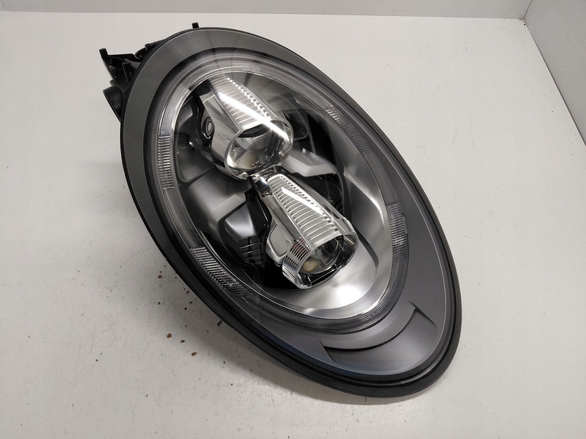 Phare Porsche 911 991 991 631 172 04, Porscheplatz 1
70435  Stuttgart, DE, Porsche, Info@porsche.de, Utilisé
