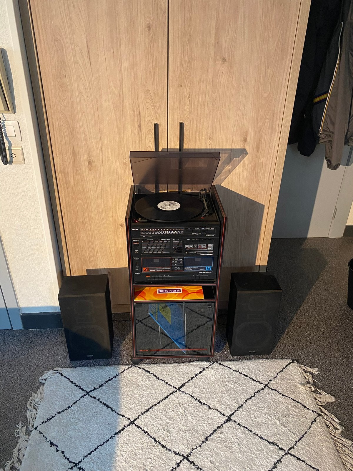 Stereo Philips inclusief 2 Geluidsboxen (KOOPJE!!), Ophalen, Gebruikt, Radio