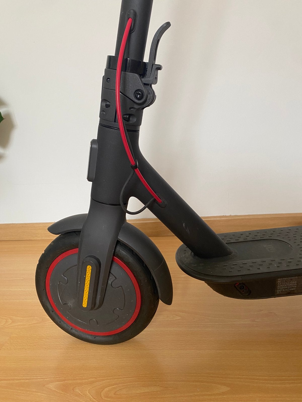 Xiaomi Mi Electric Scooter Pro 2 - en trés bon état, Fietsen en Brommers, Steps, Ophalen, Zo goed als nieuw
