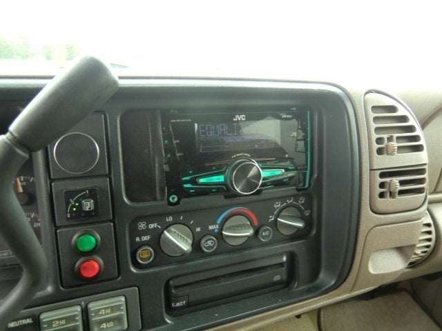 suburban 2500 4x4 v8 vortec 5.7 lpg, foto 4