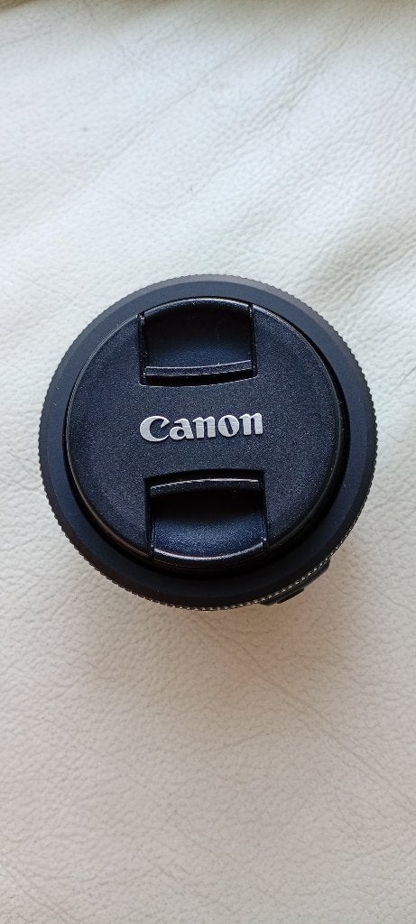 Canon EF-S 24mm 2.8, Ophalen of Verzenden, Zo goed als nieuw, Canon, Canon EF