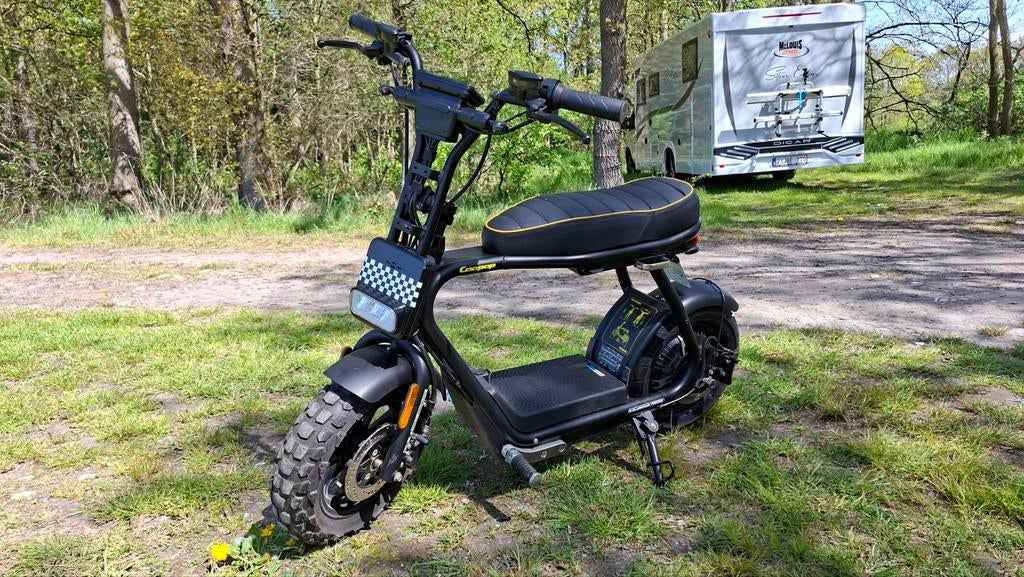 Coopop Camper Scooter klasse B (45 km/u !!), Fietsen en Brommers, Ophalen
