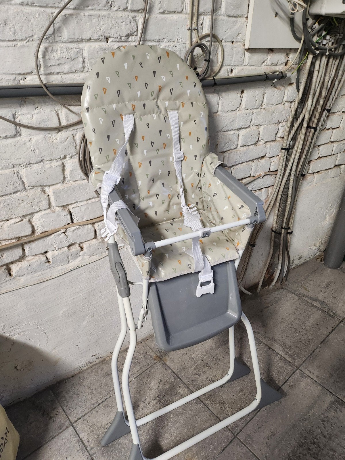 chaise haute, Enlèvement ou Envoi