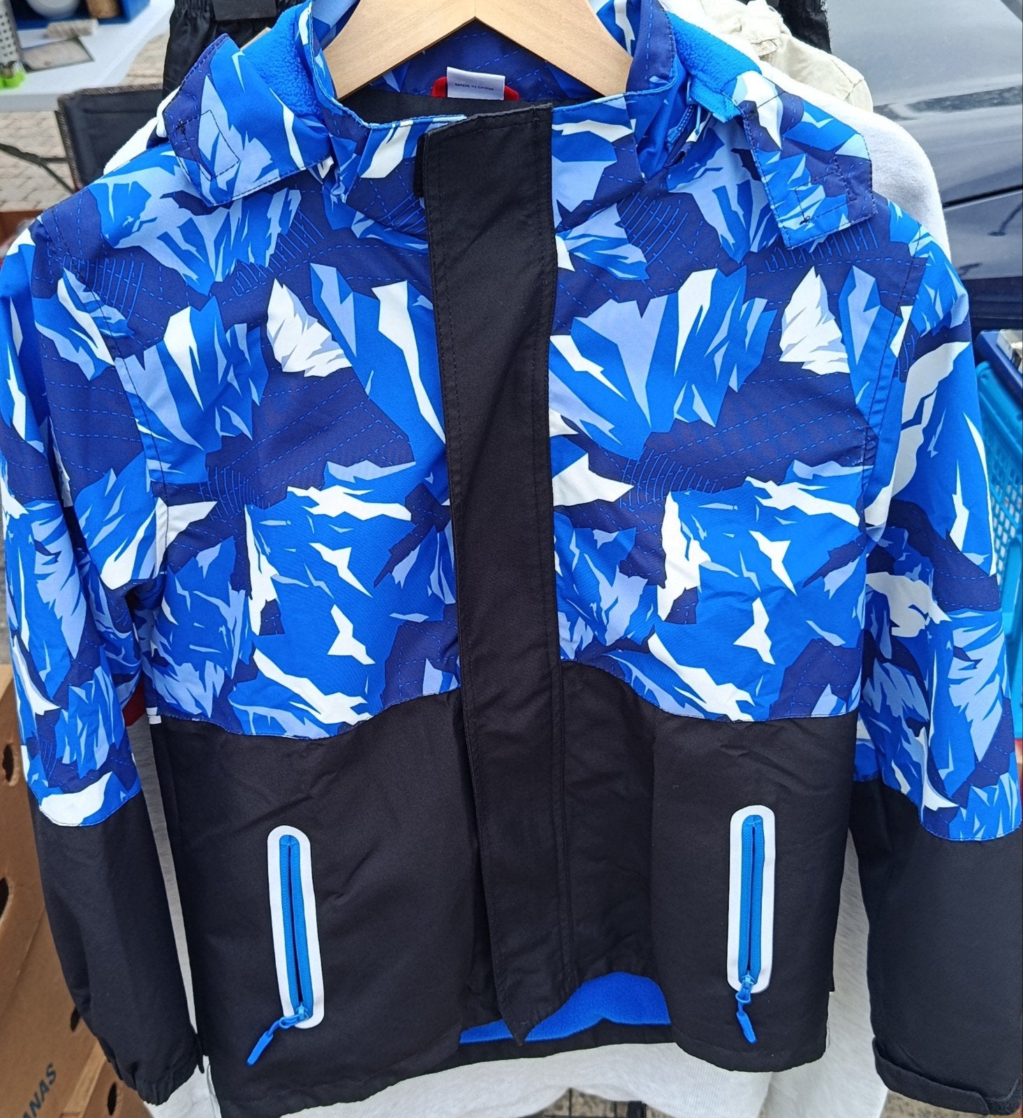 Mooie blauw-witte kinderjas – maat 150, Ophalen