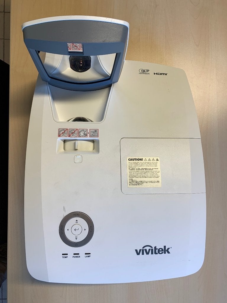 Vivitek DLP ultra short beamer, Audio, Tv en Foto, Gebruikt, HD (720), Ophalen of Verzenden, DLP