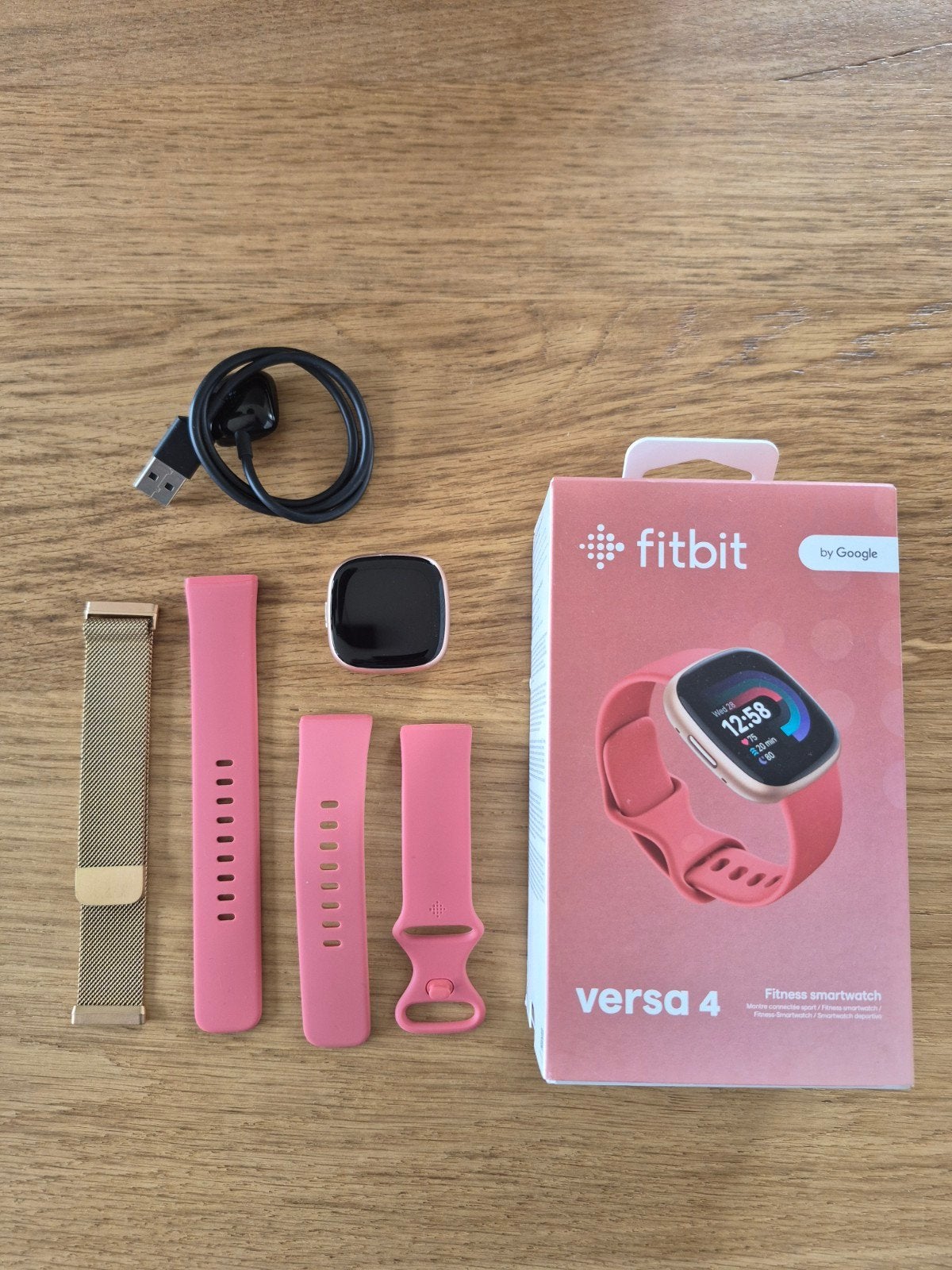 Google FitBit Versa 4 Rose, Ophalen of Verzenden, Zo goed als nieuw, Fitbit, Conditie
