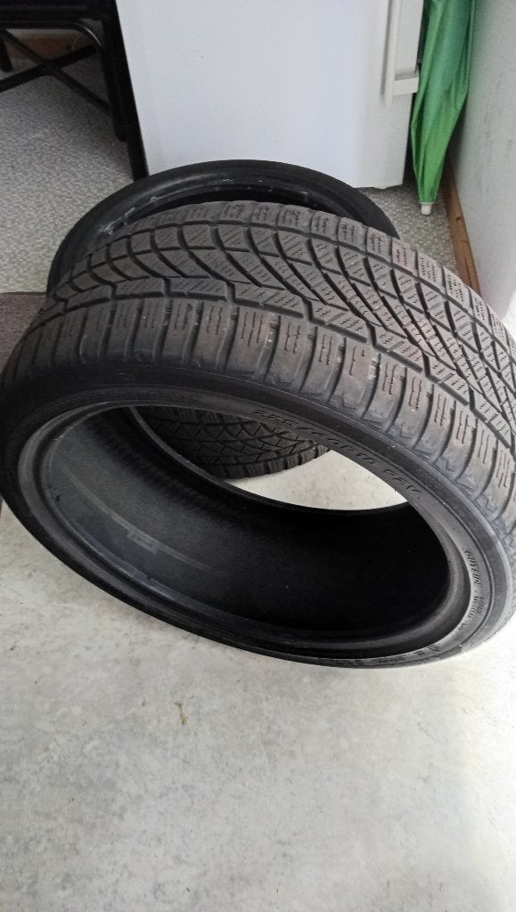 Uniroyal banden 2 stuks en Hankook banden 2 stuks, Auto-onderdelen, Banden en Velgen, Ophalen, All Season, Band(en)
