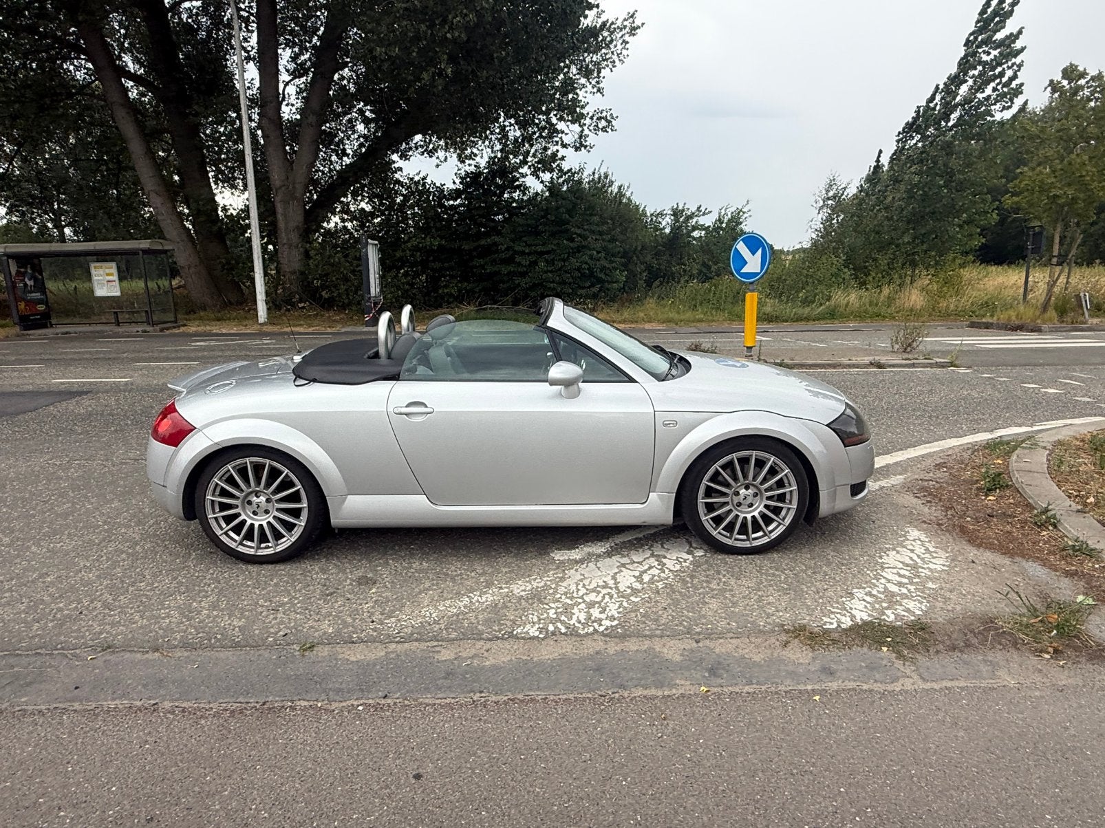 Audi TT 1.8T 180pk, Autos, Entreprise, Cabriolet, Boîte manuelle, Essence