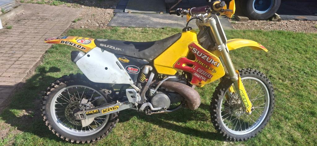 Suzuki RM250, Ophalen, Suzuki