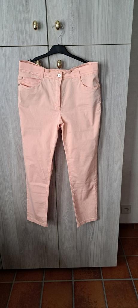 Pantalon BRAX pour femme taille 38/40, Vêtements | Femmes, Enlèvement ou Envoi, Brax, Autres couleurs, Comme neuf