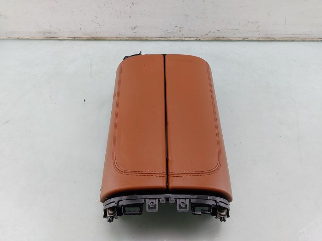 ACCOUDOIR CENTRAL Chevrolet USA Malibu (|A2546804601|), Dhr. J. Ham, Chevrolet, Administratie@autoham.nl, Utilisé