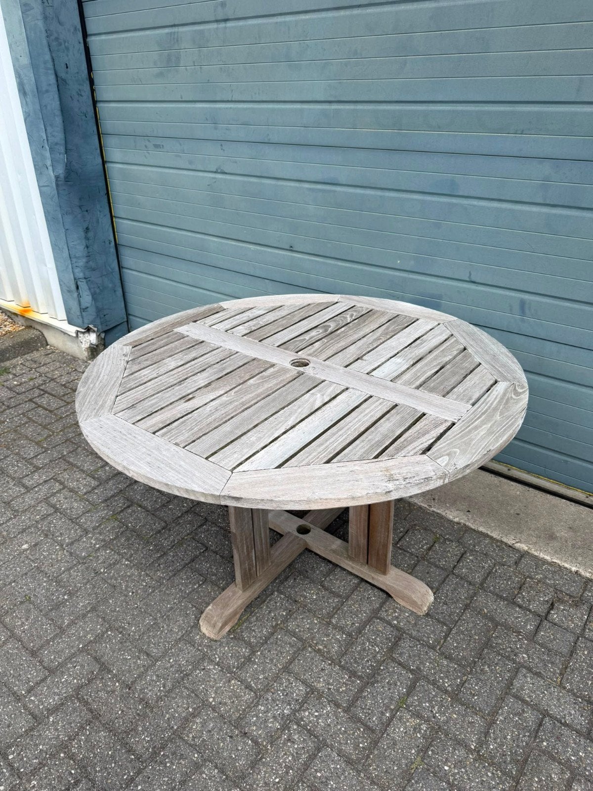 6 teak hout horeca 130cm rond tafel + teak stoelen fautieuls, Ophalen of Verzenden, Gebruikt, Rond, Hout