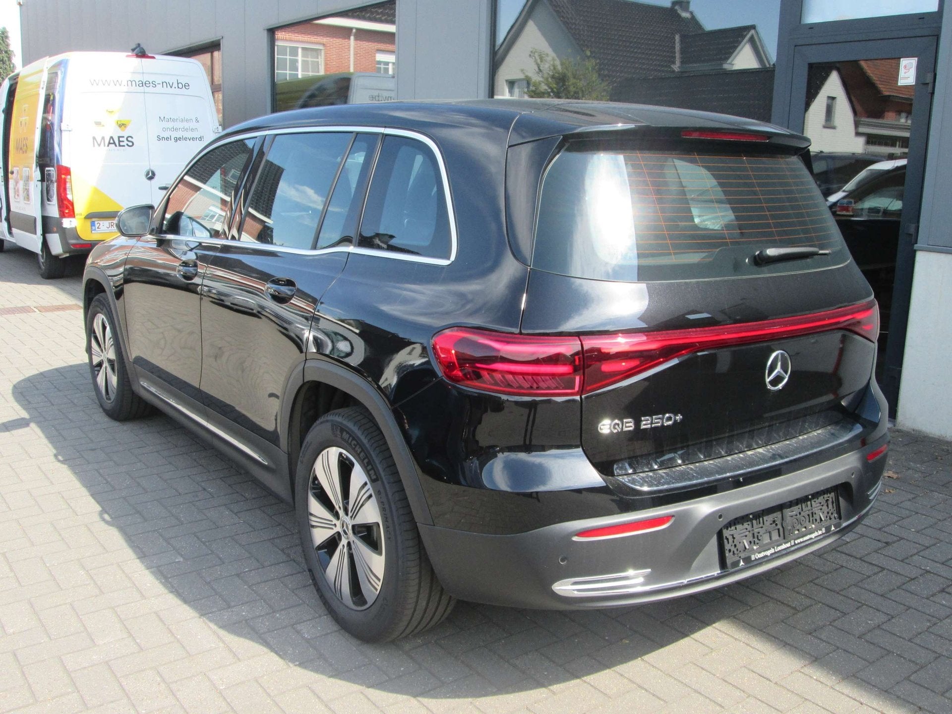 Mercedes-Benz EQB 250, Auto's, Mercedes-Benz, Automaat, Gebruikt, Zwart, 140 kW