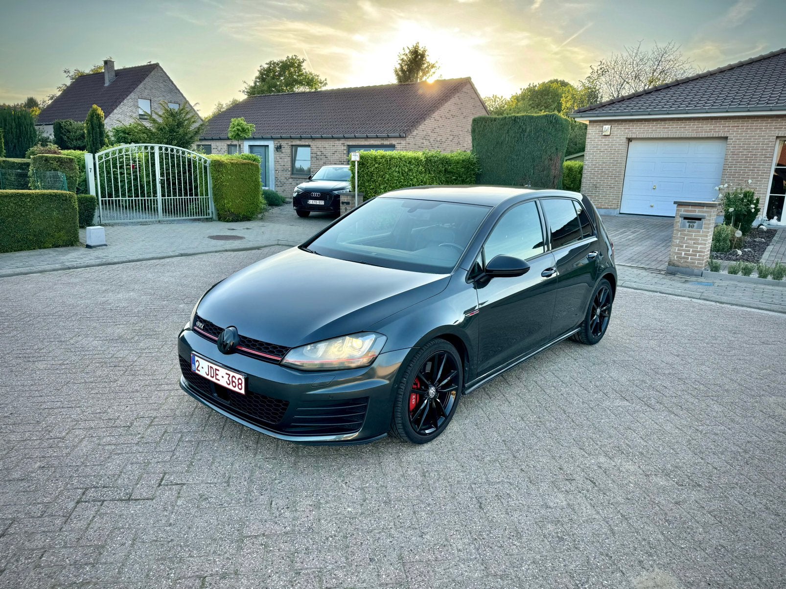 Volkswagen Golf 7 GTI Perf. 2.0 DSG - Keyless - Cuir - LED, Autos, Cuir, Argent ou Gris, 140 g/km, Euro 6