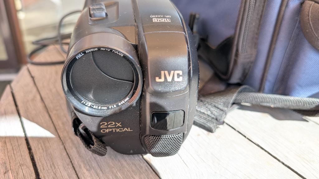 JVC vintage compact vhs camera, Audio, Tv en Foto, Ophalen, VHS of SVHS, Camera