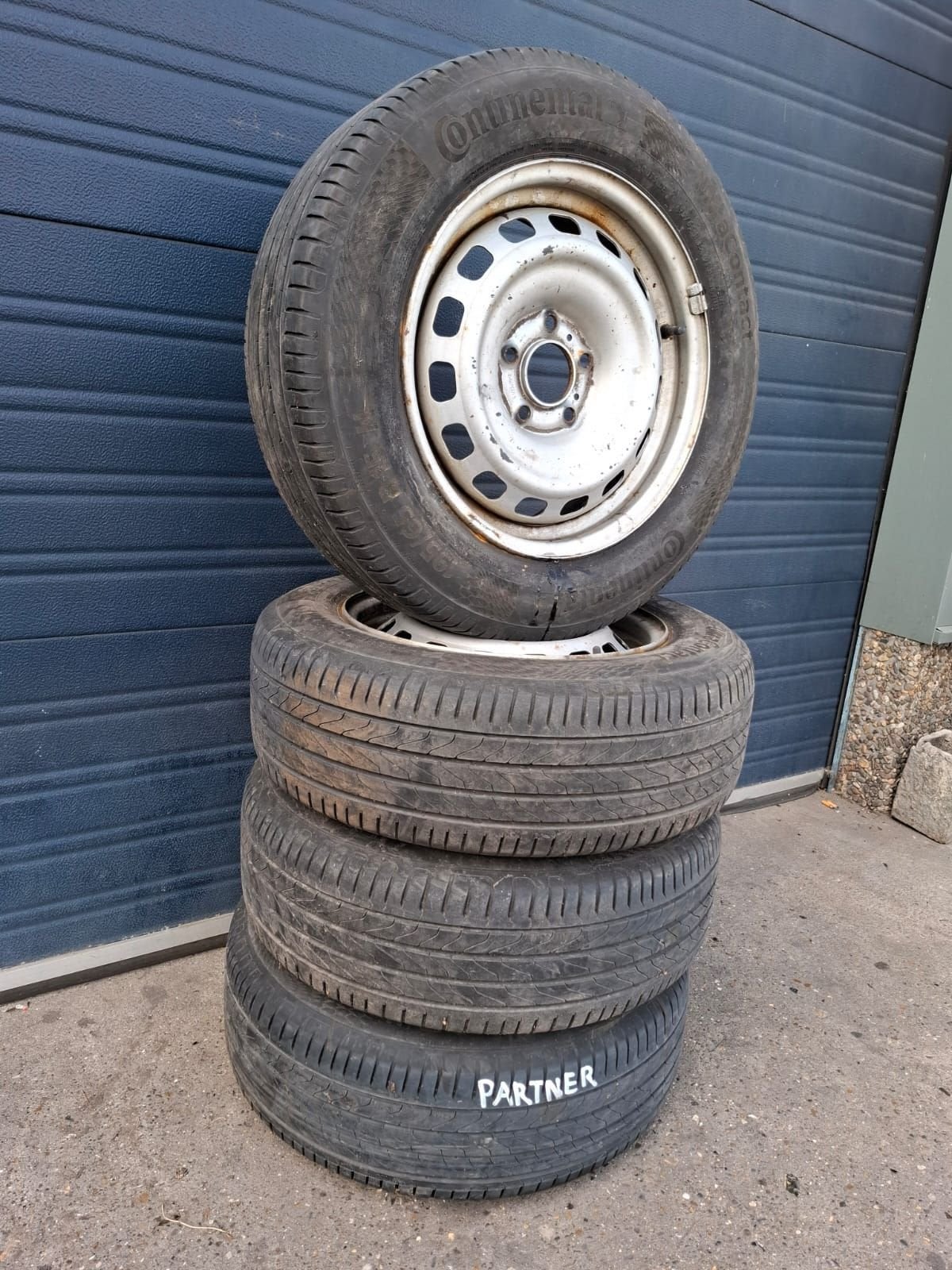 Peugeot Partner Berlingo Combo Zomer Banden Set 195-65-15 5x, Autos : Pièces & Accessoires, 15 pouces, Pneus et Jantes, Pneus été
