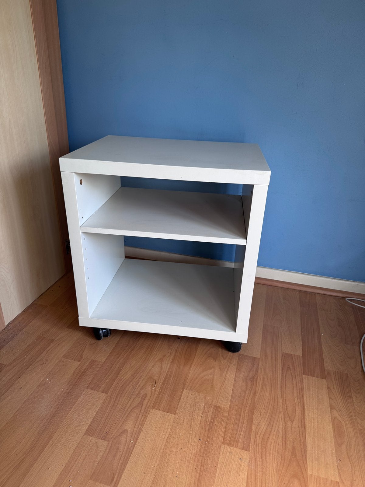 Wit corras ikea nachtkastje, Ophalen, Gebruikt