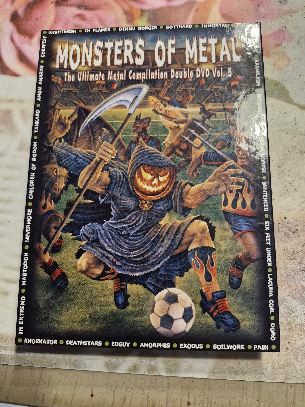 coffret 2 dvd musiqye monsters of metal vol 5 en bone etat, Enlèvement ou Envoi, Comme neuf