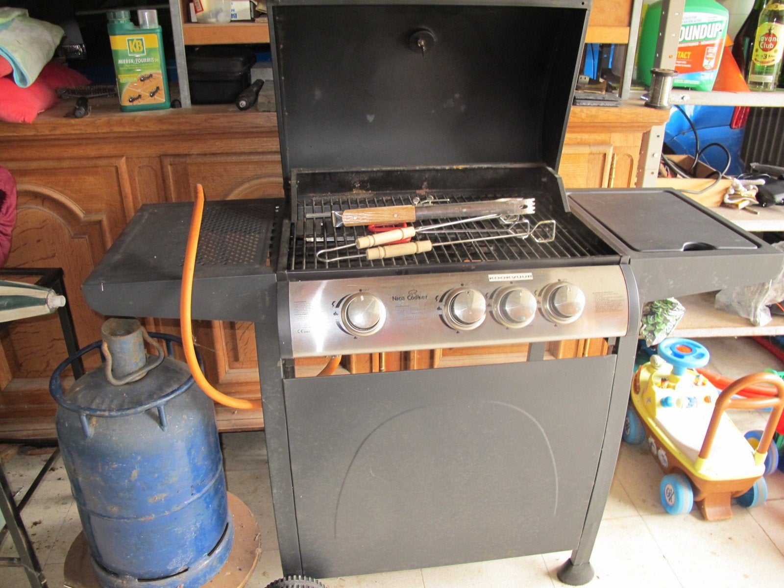 BBQ op gas, Ophalen