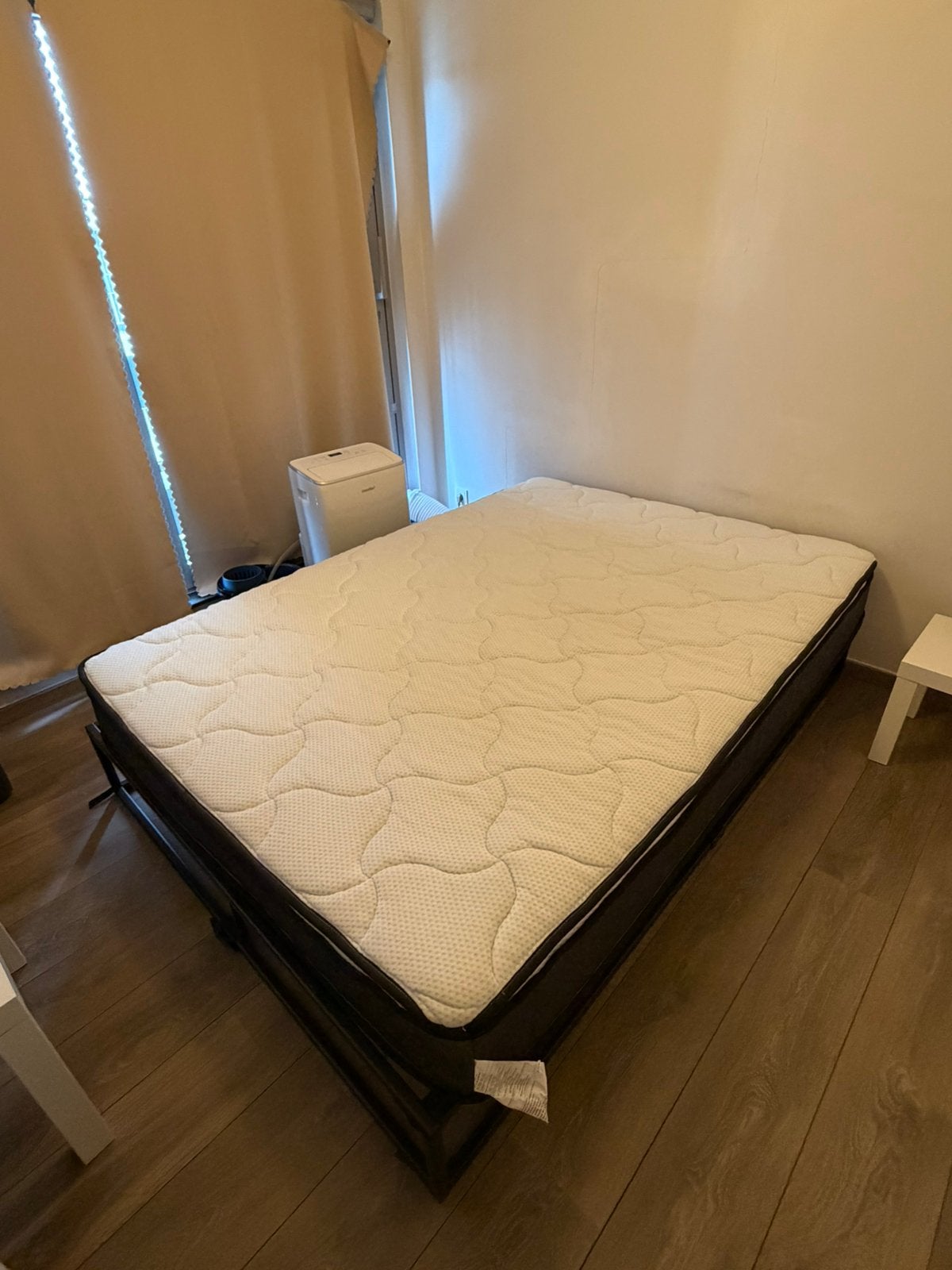 Tweepersoonsbed 160x200 cm met matras, Huis en Inrichting, Ophalen, Zo goed als nieuw, Matras