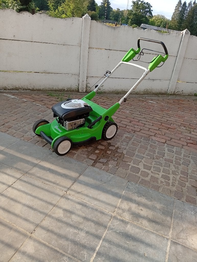 Te koop: VIKING MB 650 T benzine grasmaaier., Tuin en Terras, Grasmaaiers, Ophalen, STHL, Zo goed als nieuw, Benzine-grasmaaier