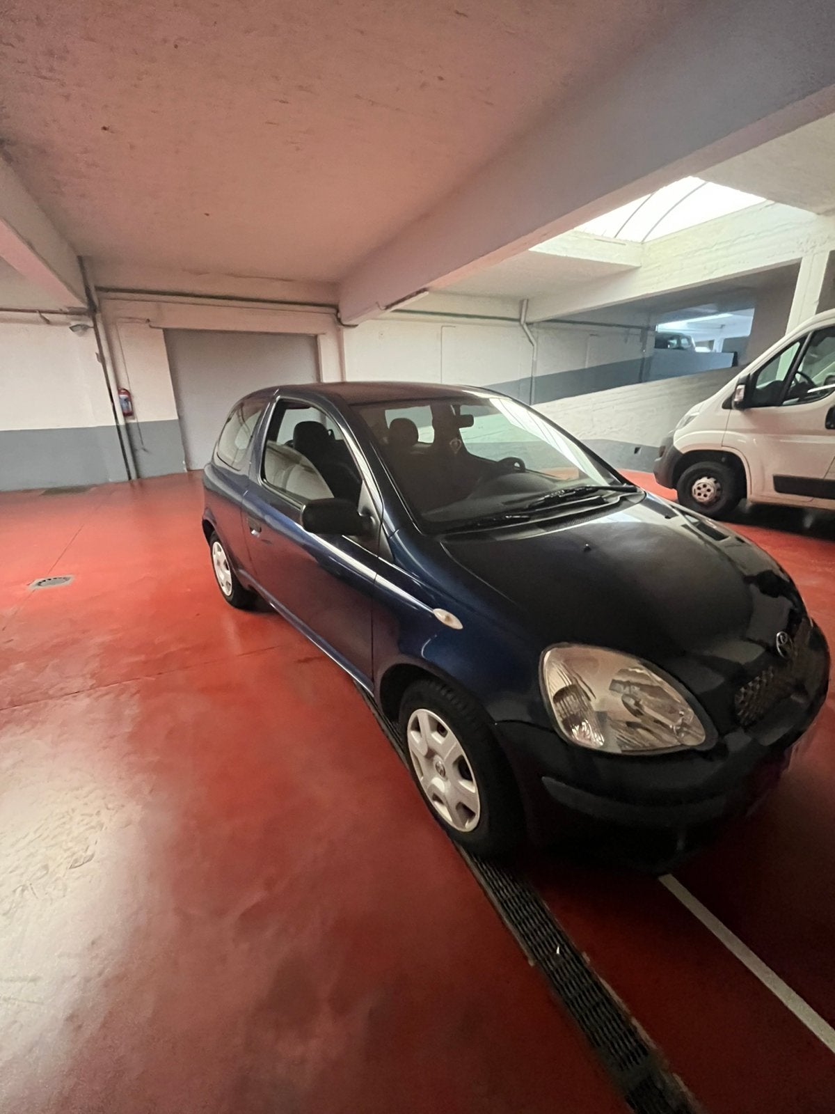 Toyota Yaris 1.0 Benzine | 2004 | Slechts 118.000 km, Auto's, Stof, Blauw, Grijs, Particulier