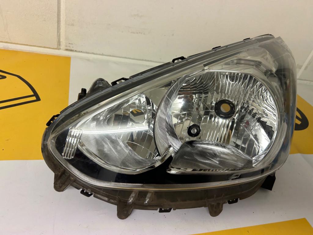 Phare gauche MITSUBISHI SPACE STAR 8301c193 phare, Info@fabrikant.eu, Fabrikant BV, Fabrikantstraat 1
1000 AA  Amsterdam, NL, Utilisé