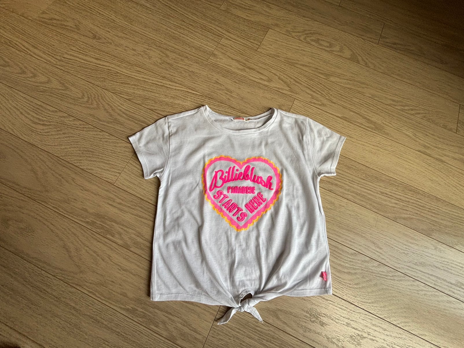 Witte T shirt Billiblush, Kinderen en Baby's, Kinderkleding | Maat 128, Verzenden, Gebruikt, Meisje, Shirt of Longsleeve