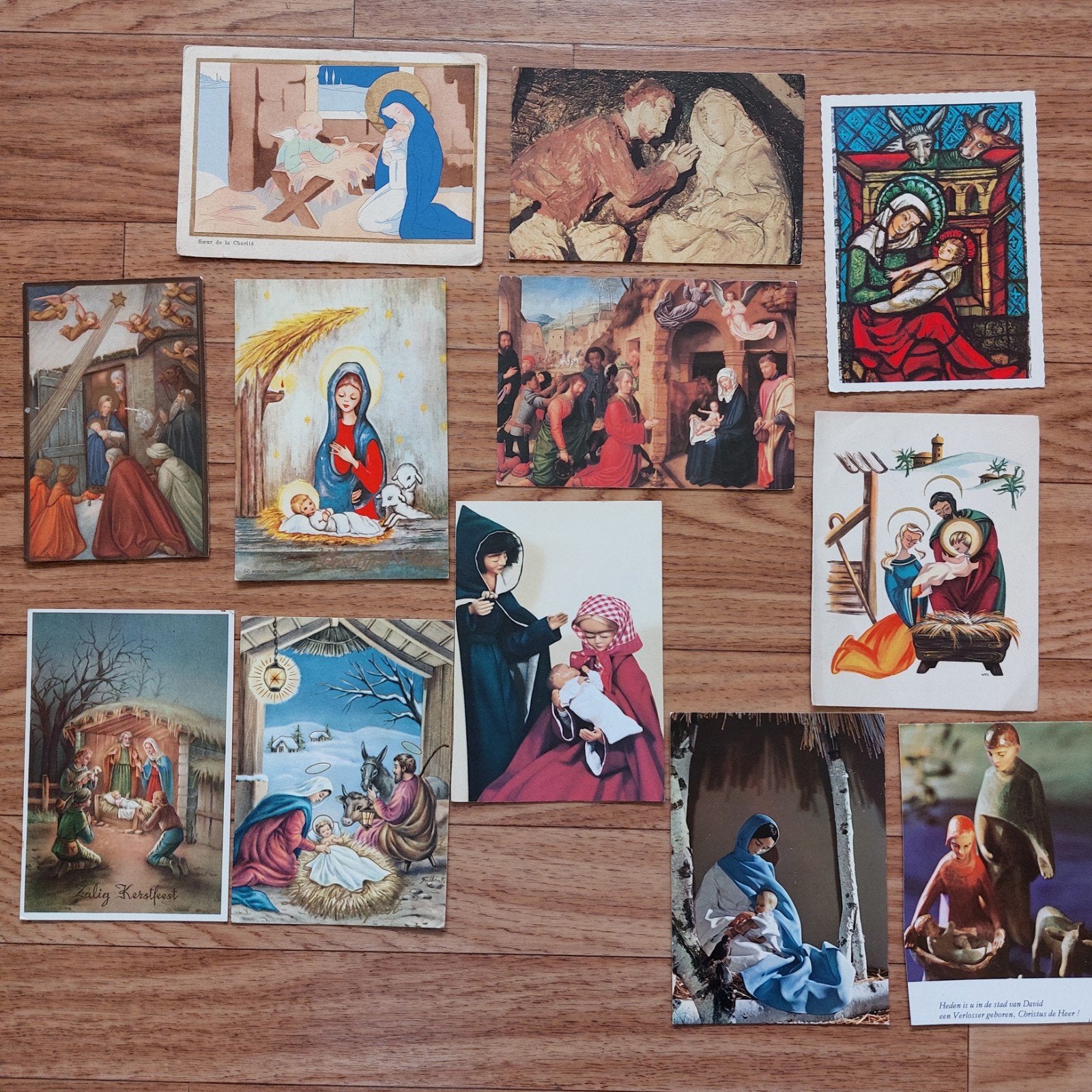 lot van 12 oude kerstkaartjes met het Kerstgebeuren, Ophalen of Verzenden