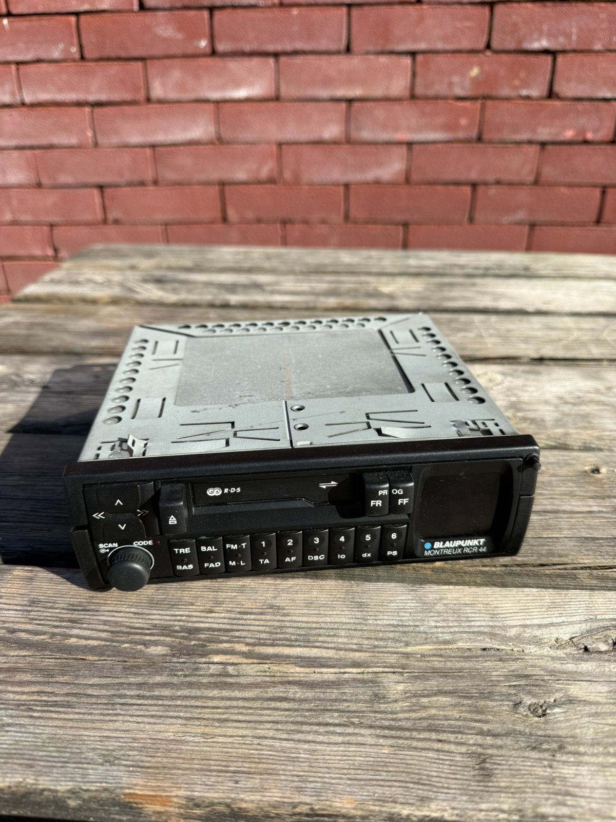 Autoradio Blaupunkt RCR44: geen dode pixels & in nieuwstaat, Ophalen of Verzenden, Zo goed als nieuw