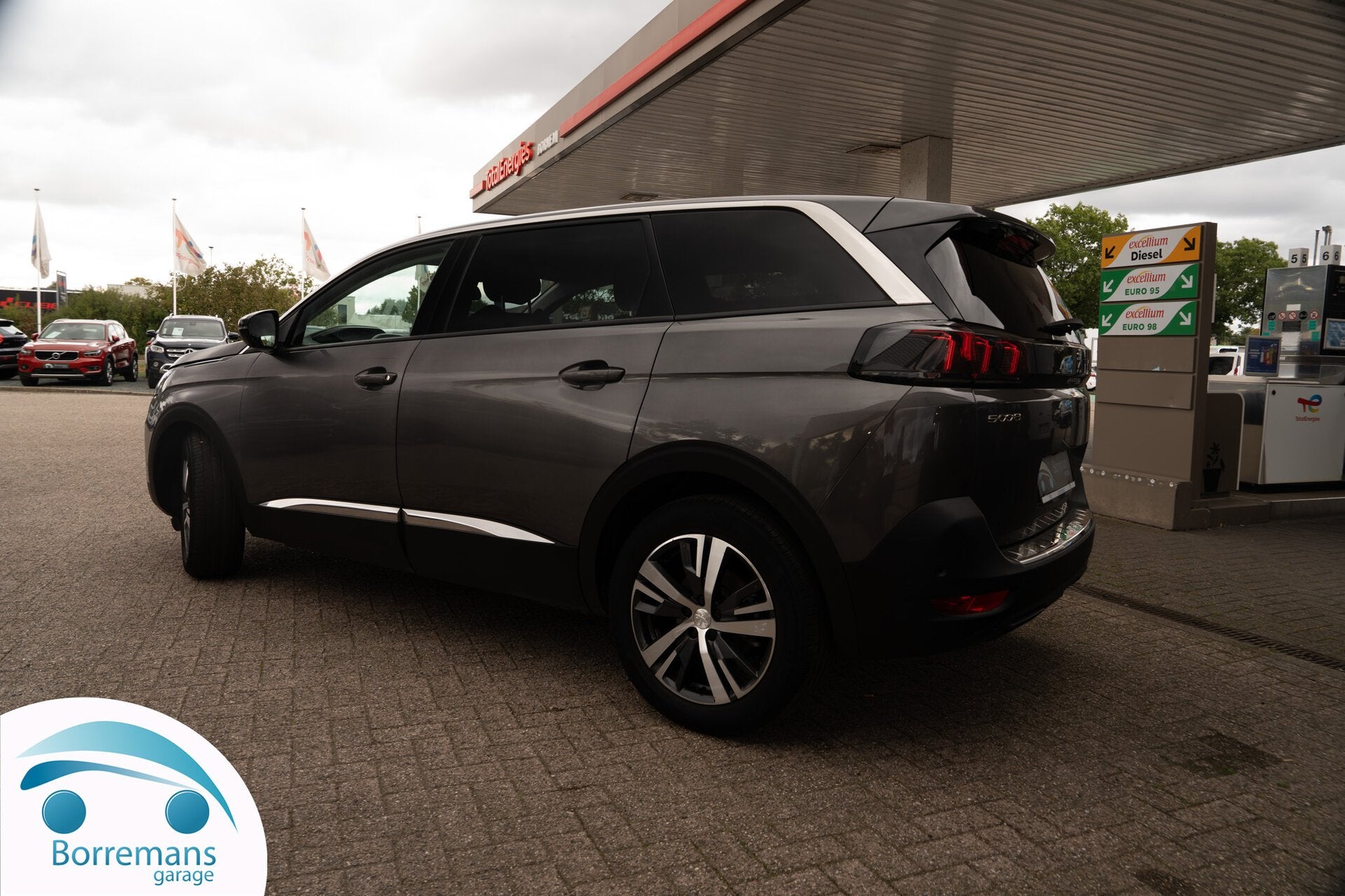 Peugeot 5008 ALLURE 7 PL/Bliss/Carplay/Camera/...., 1199 cc, 0 kg, 7 zetels, 130 pk