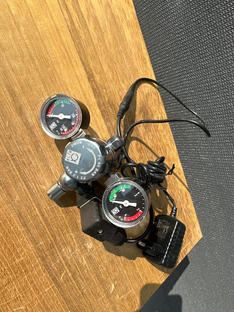 Jbl proflora co2 regulator, Enlèvement, Comme neuf