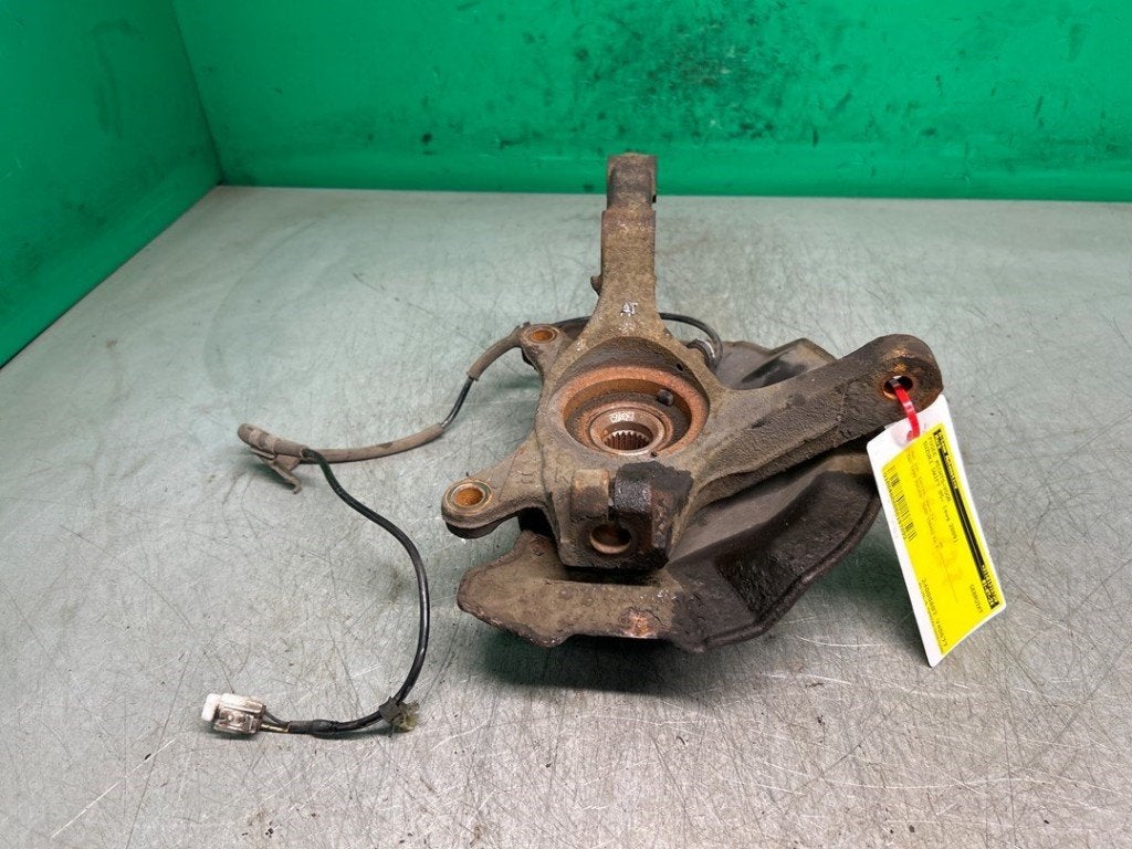 FUSEE RECHTS VOOR Suzuki Swift (ZA / ZC / ZD1 / 2/3/9), Suzuki-Allee 7
64625  Bensheim, DE, Gebruikt, Suzuki Deutschland GmbH