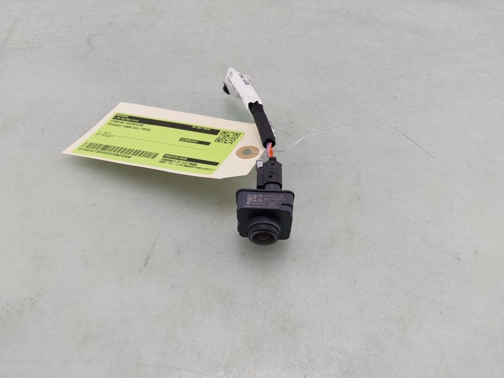 CAMERA AVANT 5008 II (M4 / MC / MJ / MR) (|9809301080|), Kontakt-peugeot@peugeot.com, Utilisé, Peugeot Deutschland GmbH, Bahnhofsplatz
65423  Rüsselsheim, DE