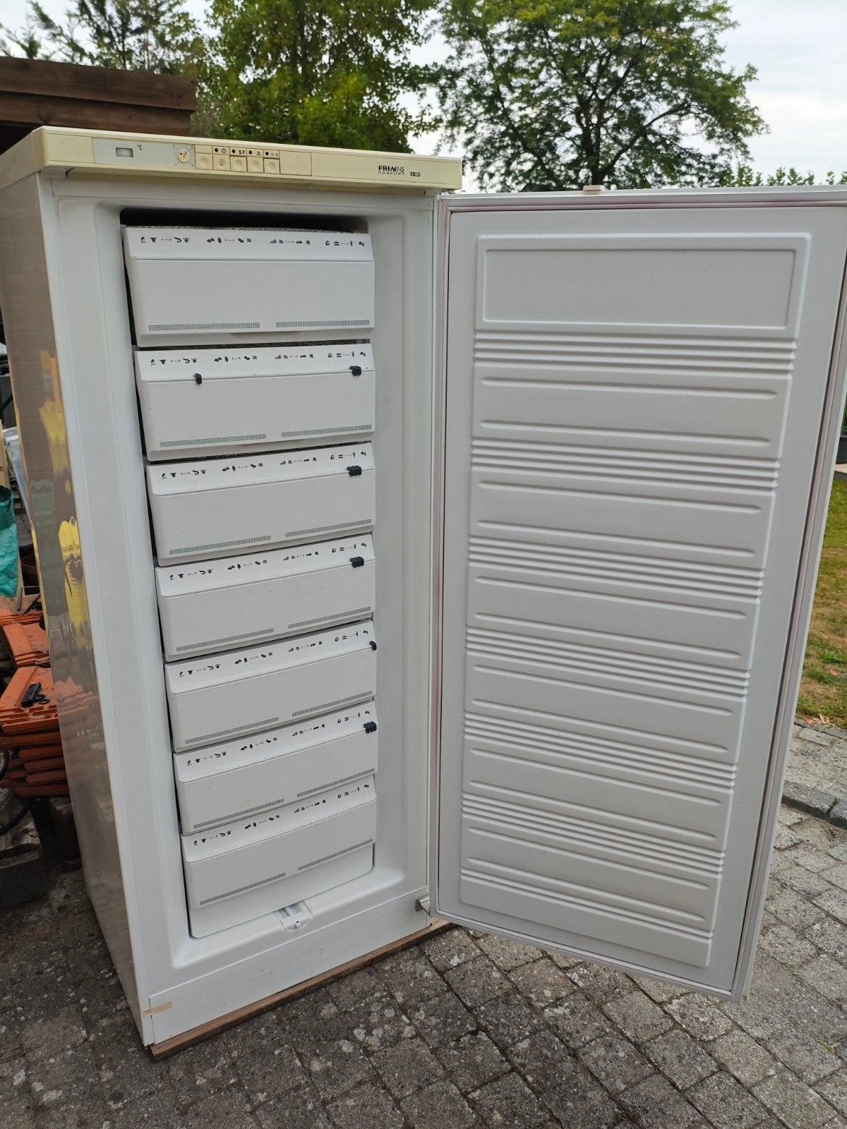 Friac diepvrieskast, Elektronische apparatuur, Vriezers en Diepvrieskisten, Gebruikt, 140 tot 160 cm, Vrijstaand, Ophalen
