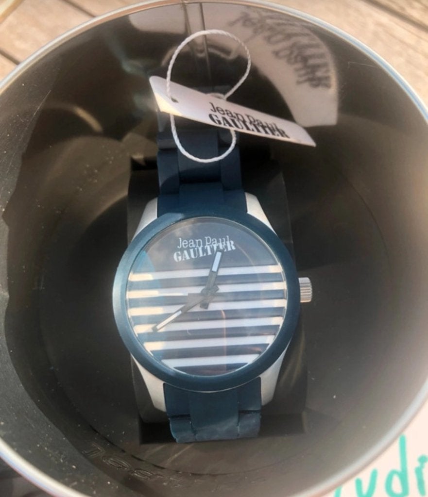 Jean Paul Gaultier horloge, Handtassen en Accessoires, Uiterlijk | Parfum, Nieuw, Ophalen