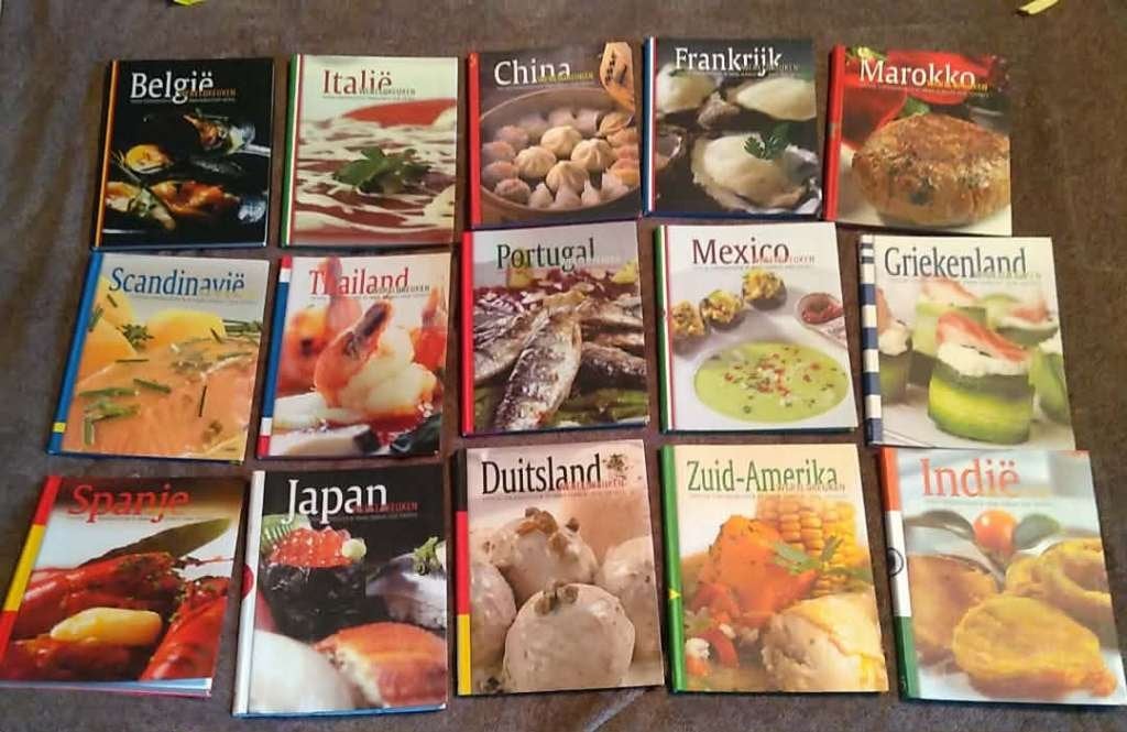 volledige reeks kookboekjes Wereldkeuken 15 stuks, Livres, Livres de cuisine, Enlèvement ou Envoi, France